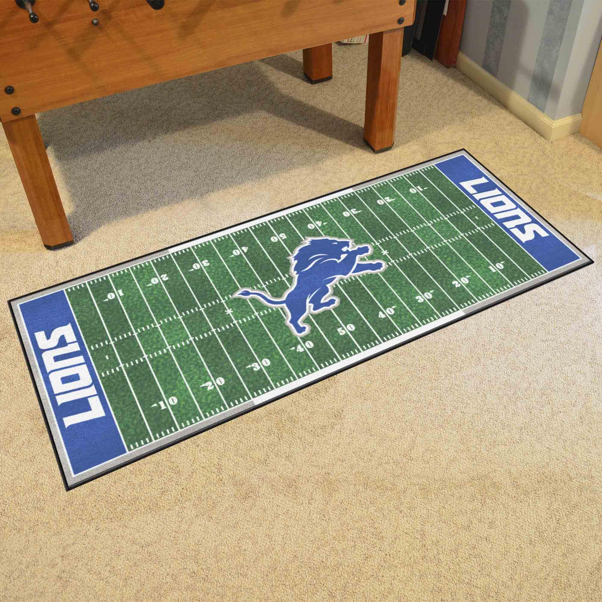 FANMATS 7351 Detroit Lions Field Runner Rug - 30in. x 72in.